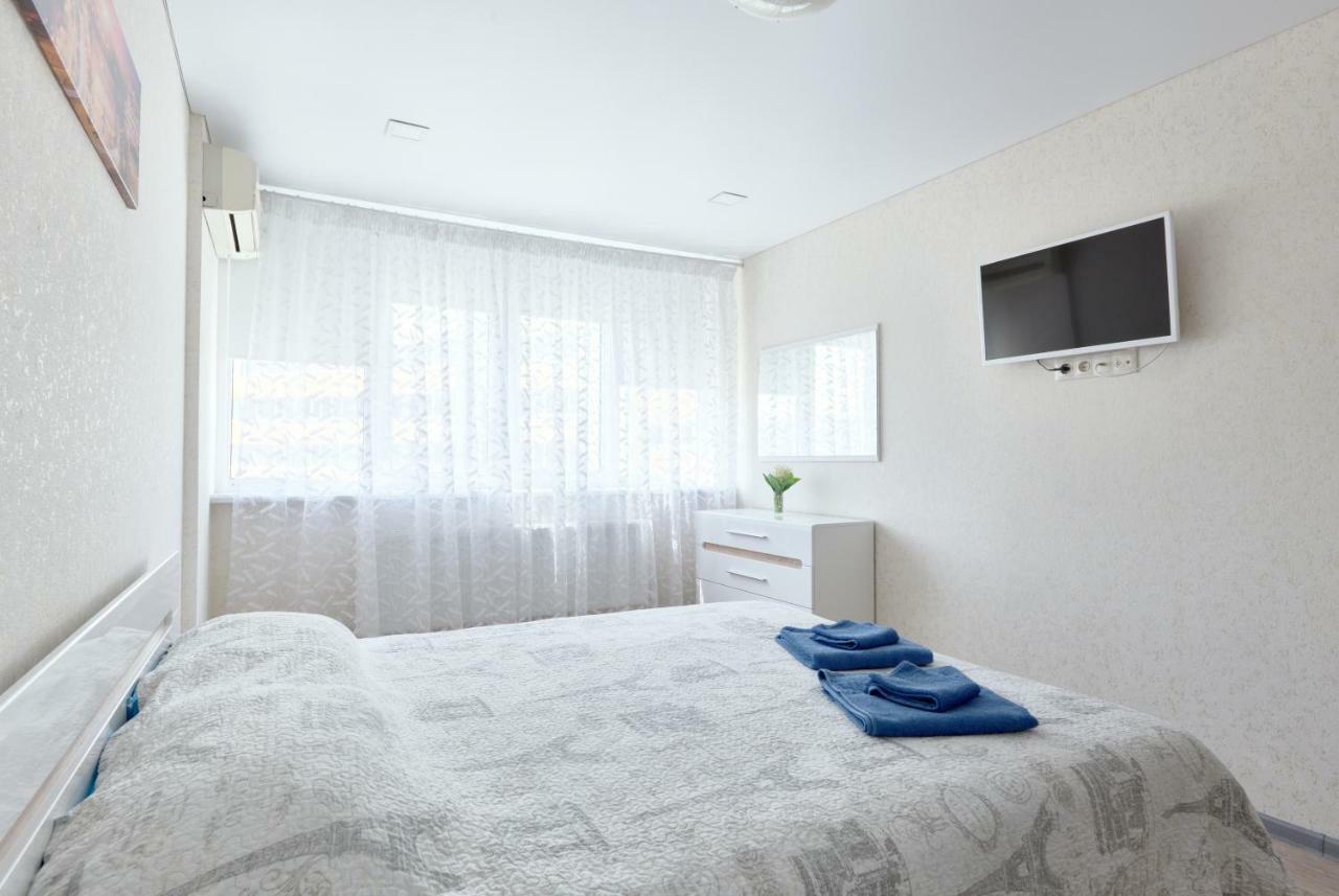 088 Apartment Near Airport Zhulyan Kiev Exterior foto